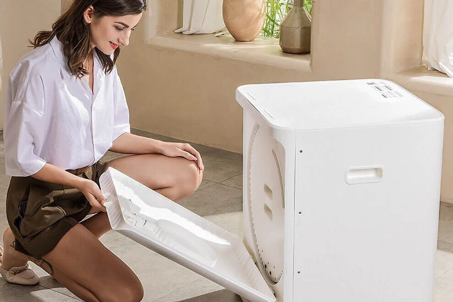 self cleaning litter box for cats